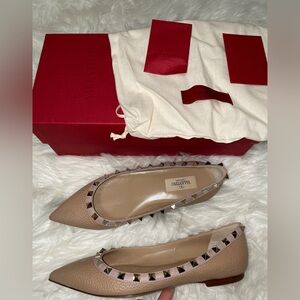Valentino Garavani Taupe Rockstud Flats